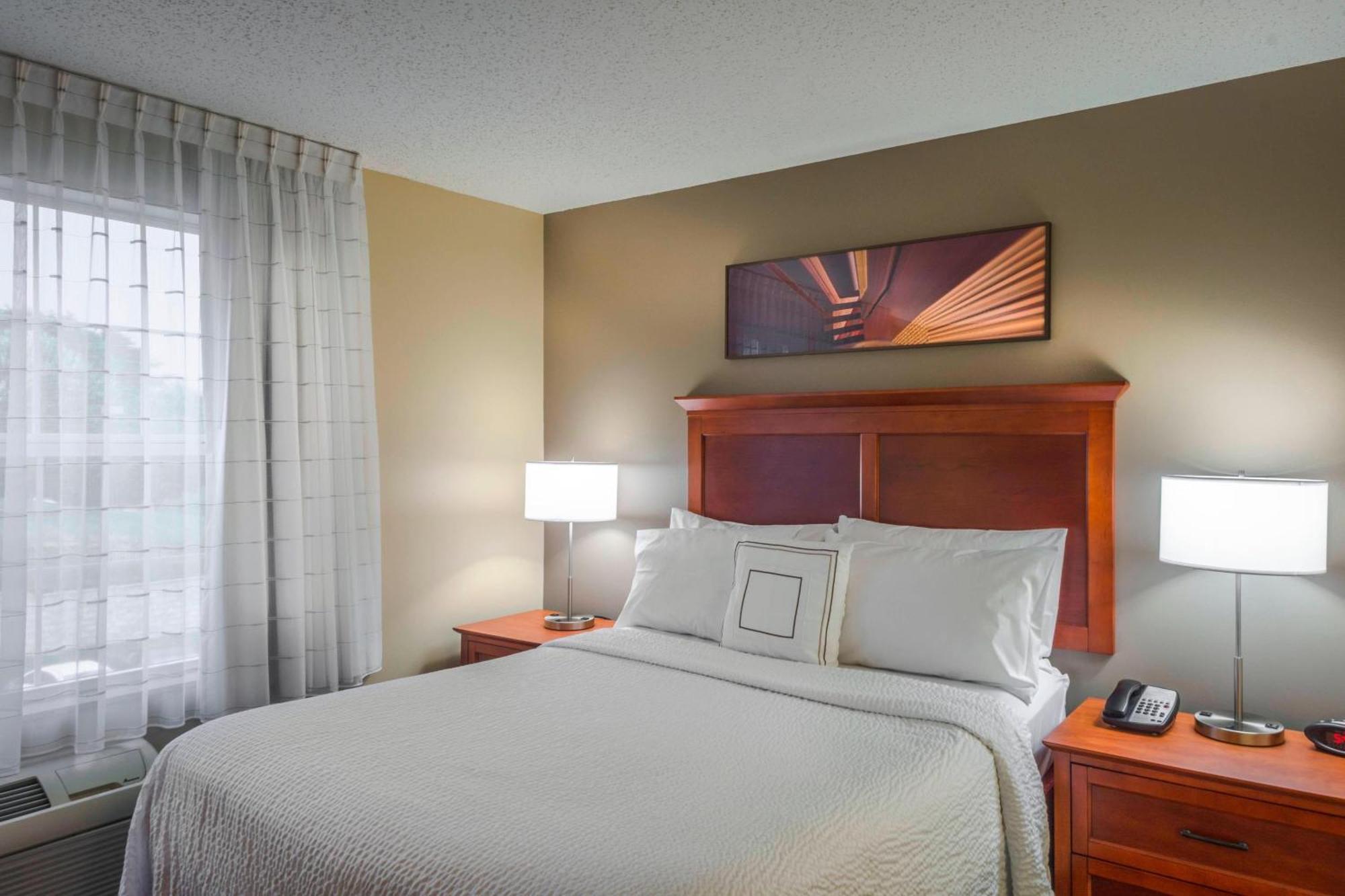 Towneplace By Marriott Baltimore Bwi Airport Hotel