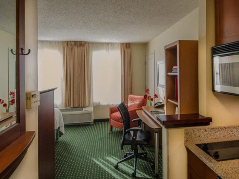 Towneplace By Marriott Baltimore Bwi Airport Hotel
